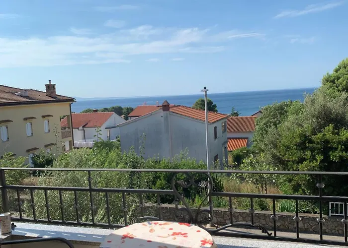 Family House With Near The Beach And City Center Krk Town