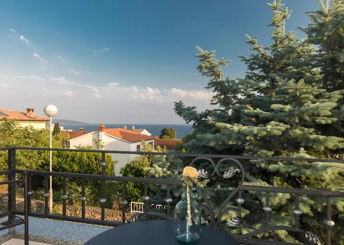 Family House With Near The Beach And City Center Apartman