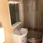 Apartmán Family House With Near The Beach And City Center