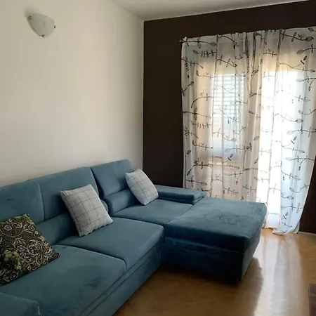 Family House With Near The Beach And City Center Apartment