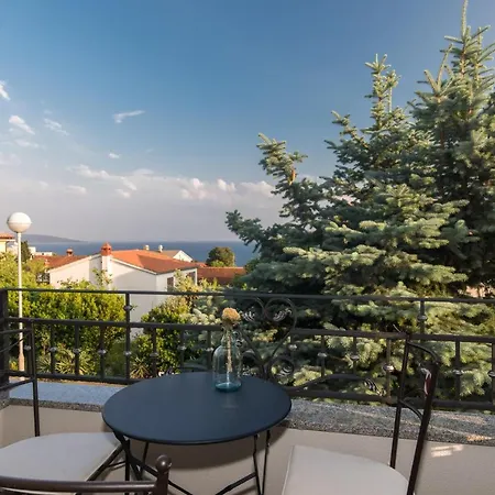 Family House With Near The Beach And City Center Apartment
