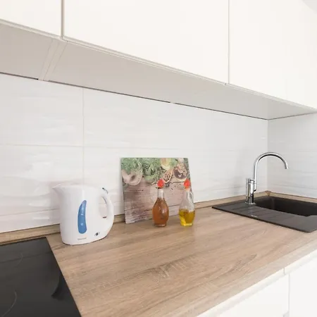 Family House With Near The Beach And City Center Apartment