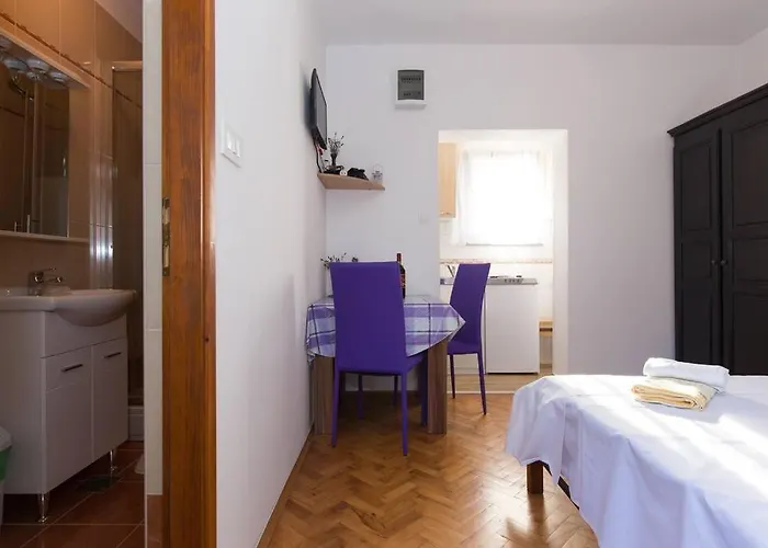 Family House With Near The Beach And City Center