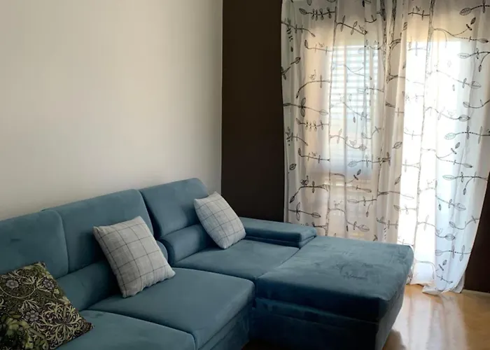 Family House With Near The Beach And City Center Apartment