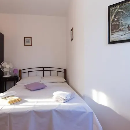 Apartmán Family House With Near The Beach And City Center
