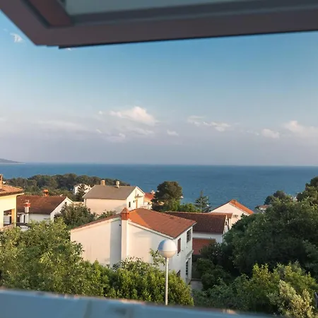 Apartmán Family House With Near The Beach And City Center Krk Town